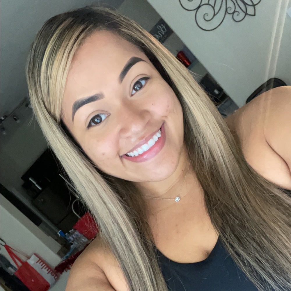 Meet your Posher, Jasmine